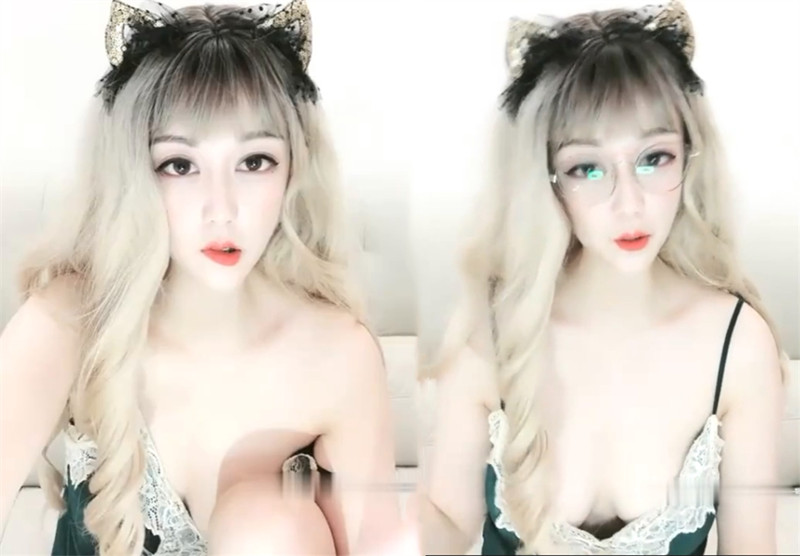 气质白皙眼镜萌妹子自慰诱惑,抬腿假吊抽插非常诱人